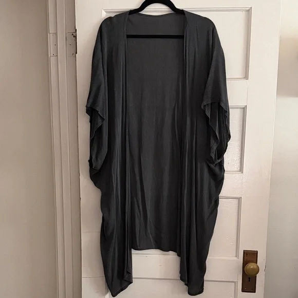 Washed out Black/gray Lightweight Swim Coverup Kimono - Picture 4 of 4